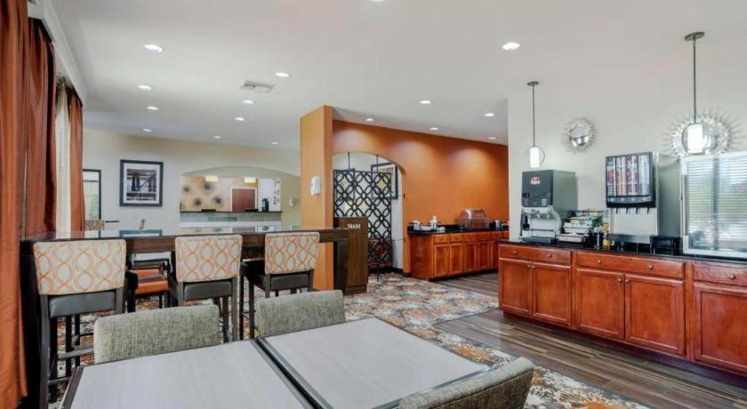 Best Western Plaquemine Inn Bagian luar foto