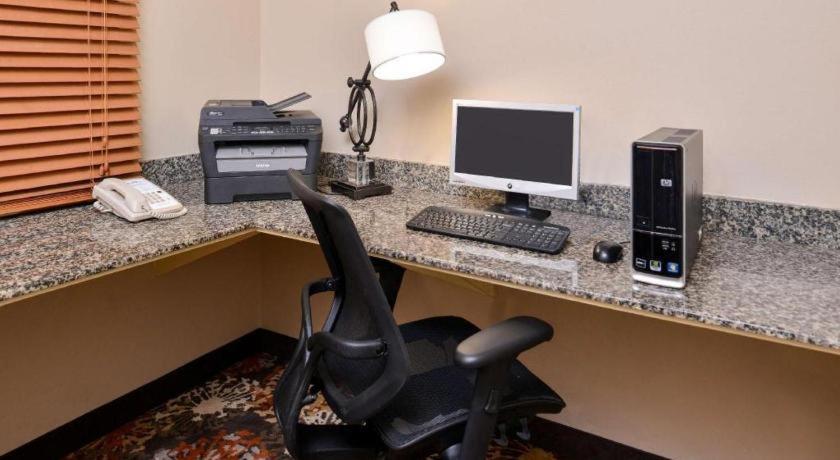 Best Western Plaquemine Inn Bagian luar foto